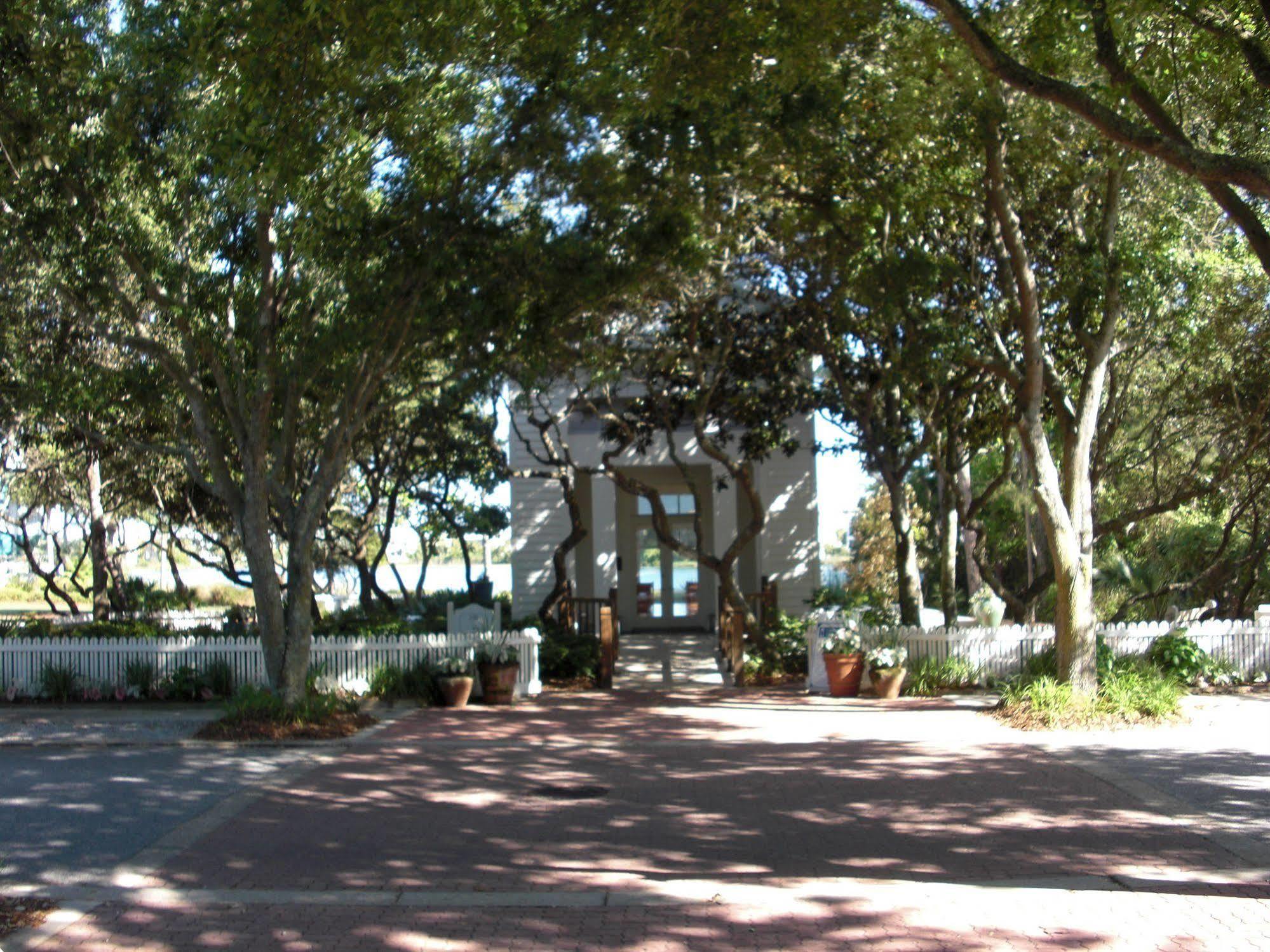 Carillon Beach Resort Inn Rosemary Beach Esterno foto